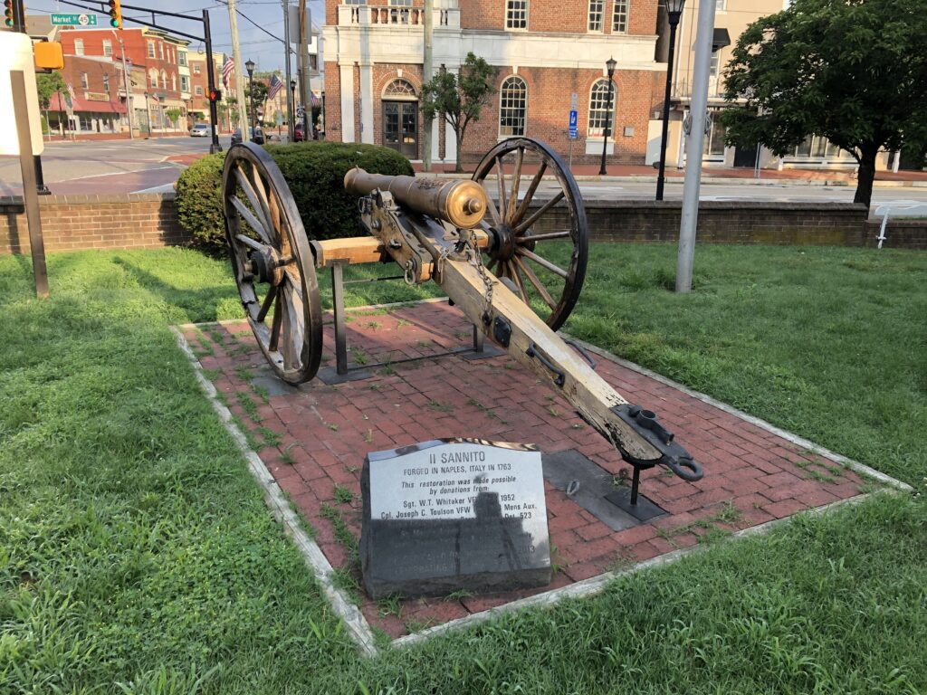 Il Sannito in poor condition on display in 2020. Photograph by Devry Becker Jones from July 26, 2020
