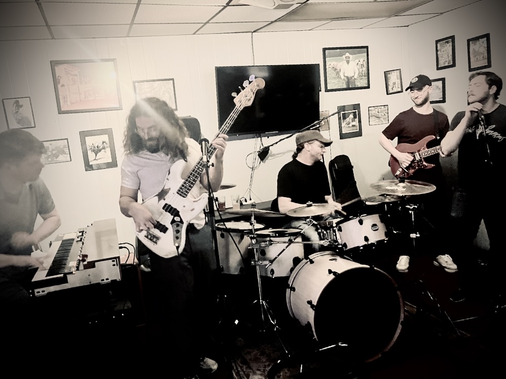 Collin Bunch hosting the 5th Tuesday. Open Jam at Woodstown Tavern & Hotel on March 31, 2026 LIVE MUSIC June 8