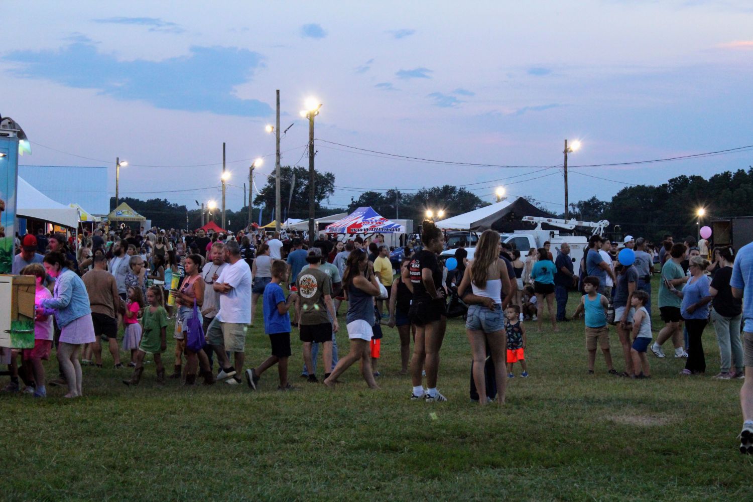 Sun begins to set on Thursday Night
