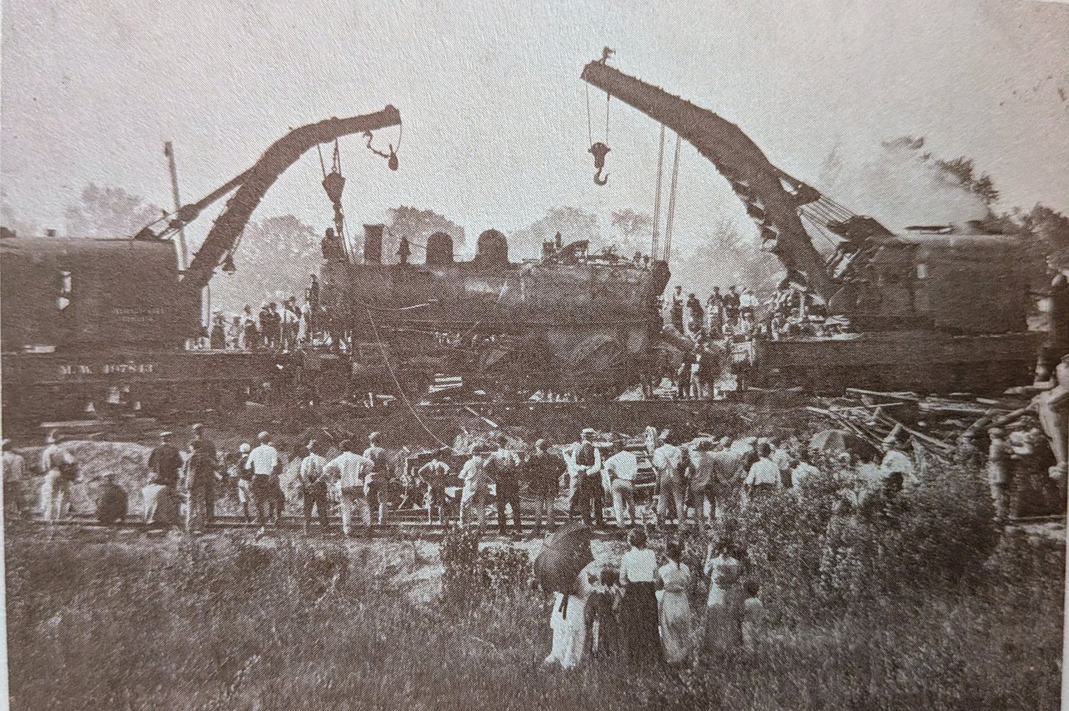 The overturned locomotive in the Alloway gravel pit, September 1914 — fireman Frank Treen was killed in the wreck. (Alloway Remembers)