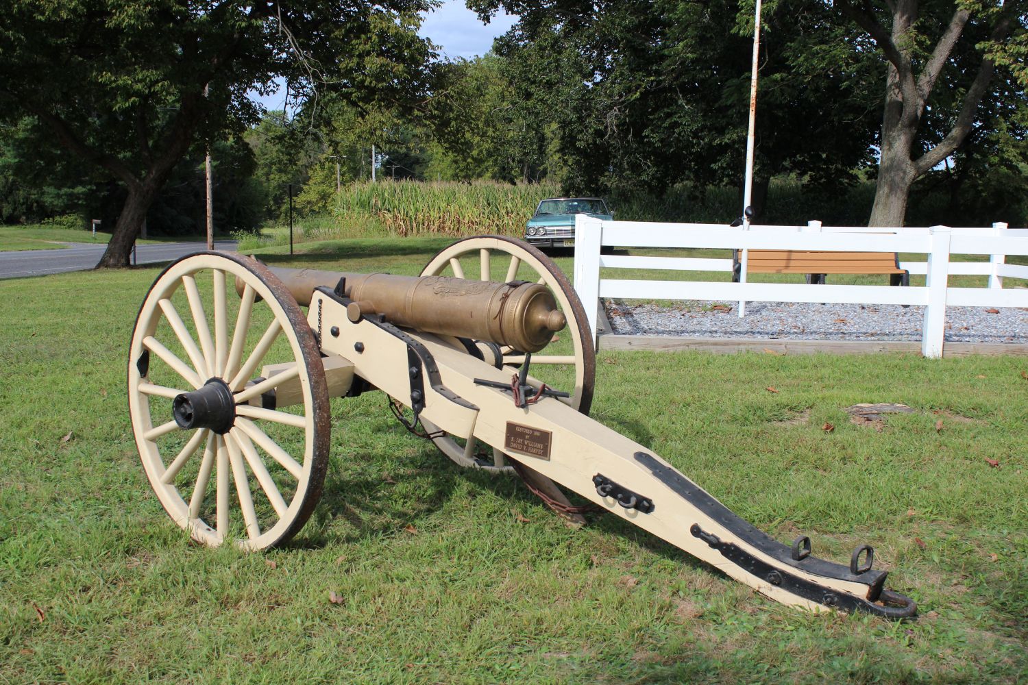 Back perspective of the cannon