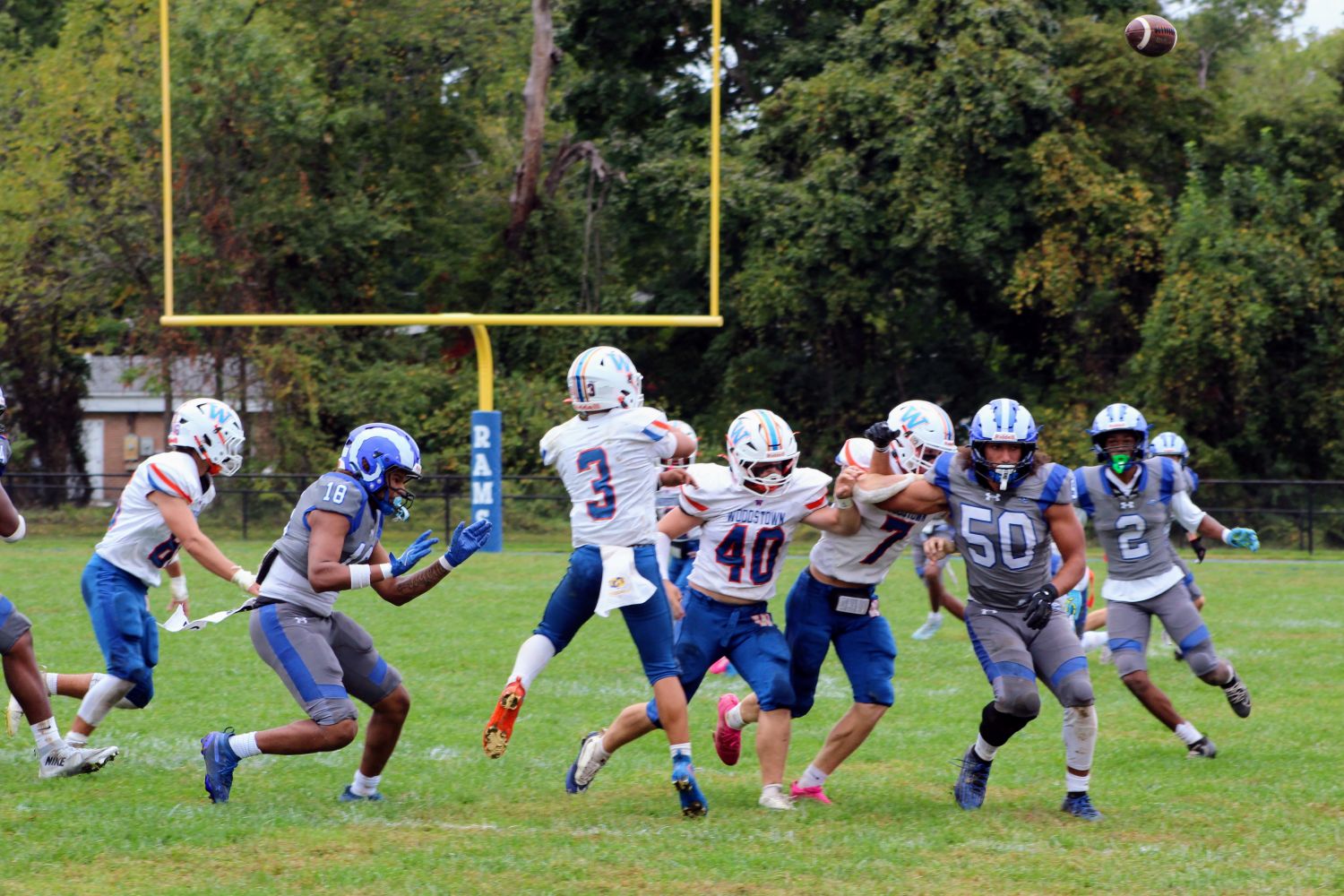 No 18 of Salem puts pressure on Woodstown QB Mason Middlemiss