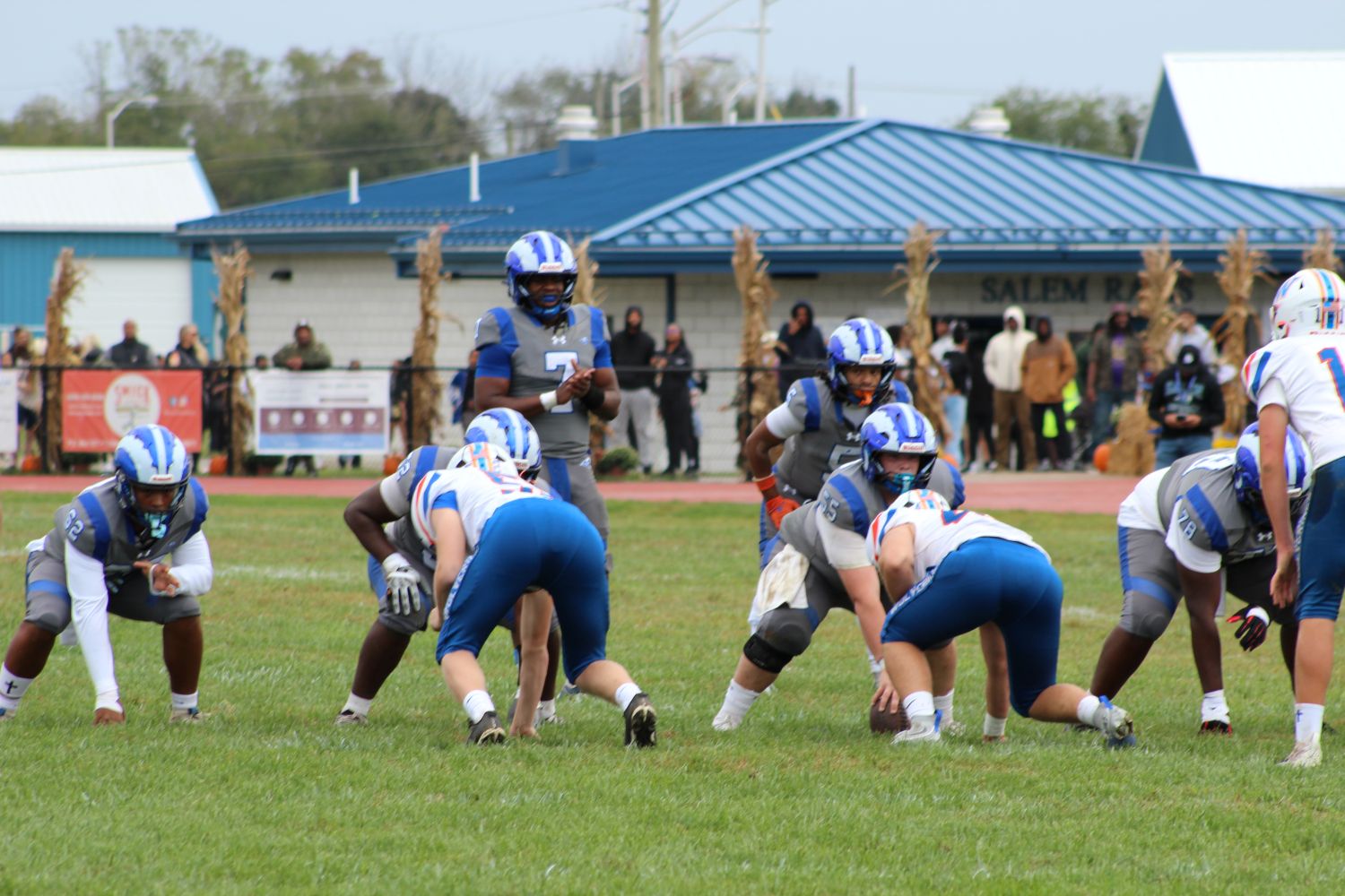 No 7 Parsons hiking the football in the first quarter