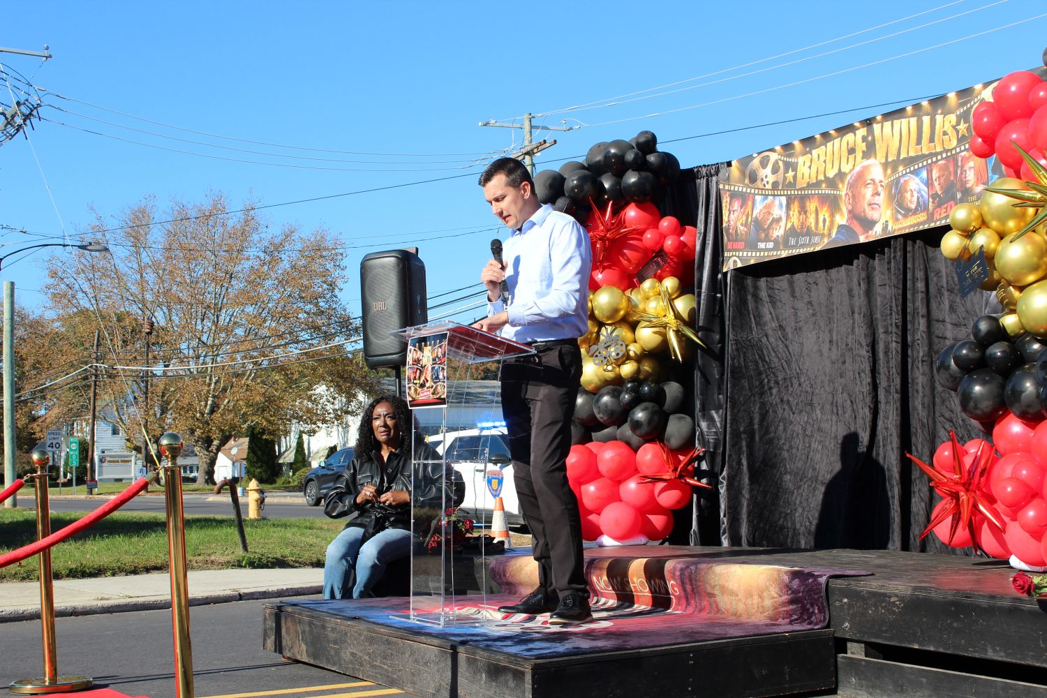 Stanley Field Willis Family Friend reading sister Flo's message and saying a few remarks